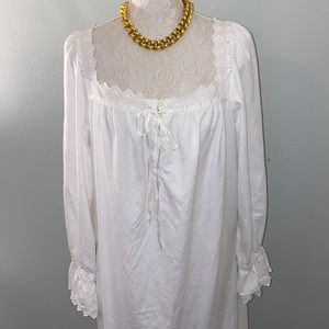 Victoria’s Secret Women’s White Long Cotton Nightgown Sz Large